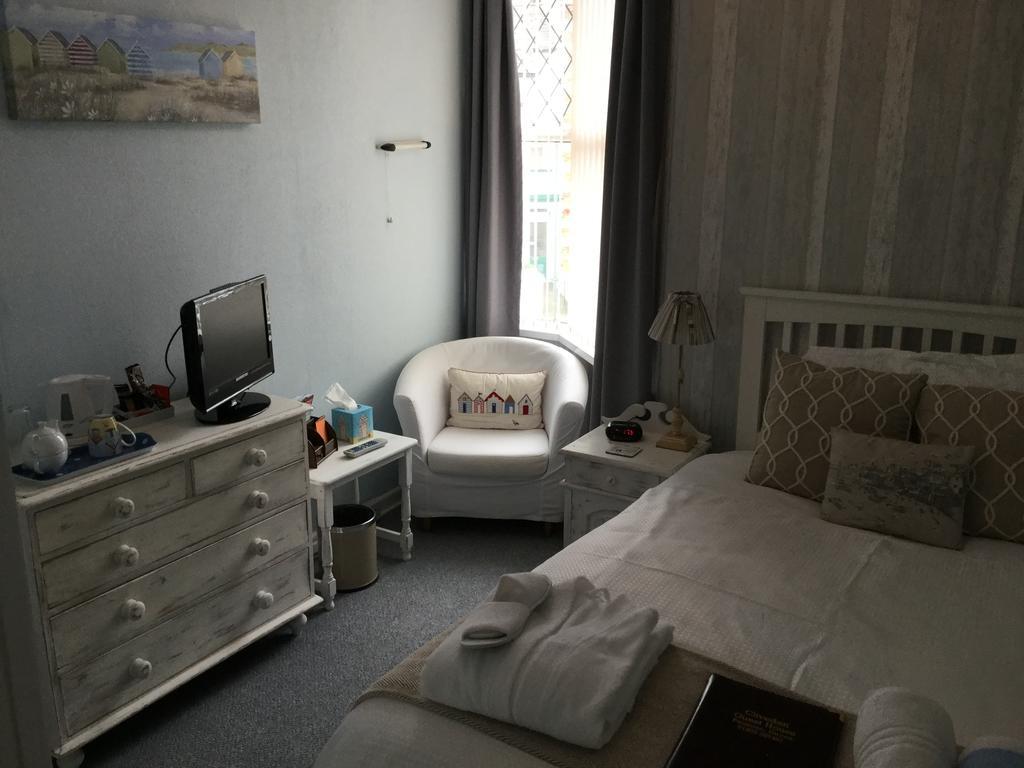 פיינטון Cliveden Guest House מראה חיצוני תמונה